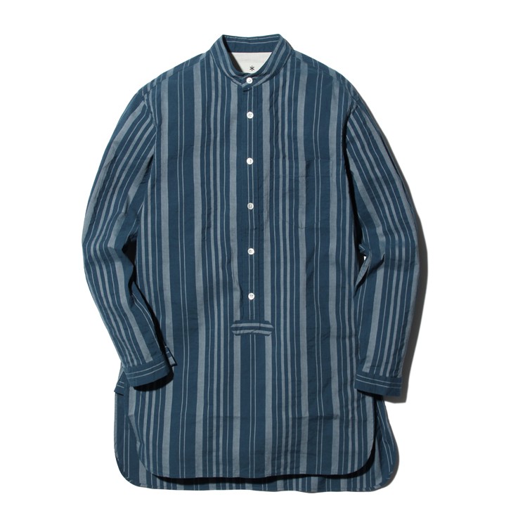 Snow Peak Apparel 一直以來 Snow Peak 透過產品把自然帶進大家的生活裡 希望消費者在日常使用我們的產品過程中 也可以感受到戶外的美好 為了連繫自然與人、連繫人與人 Snow 