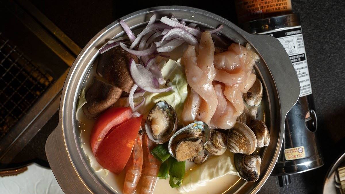 台中燒肉霸主PK！網評4.5以上最強10家：生魚片吃到飽、399元和牛、30公分牛舌