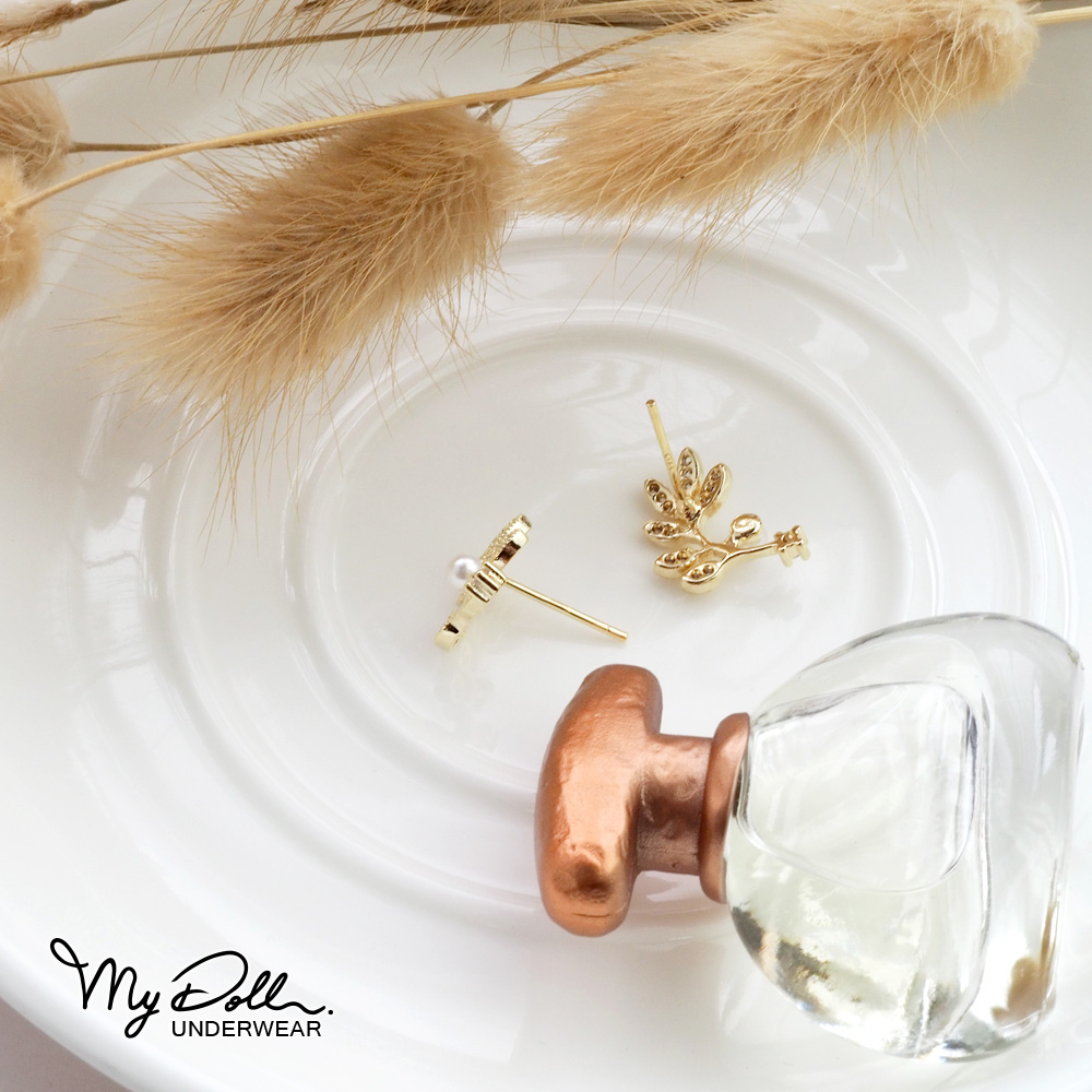 摩羯座：Mydoll 葉子水鑽造型耳環