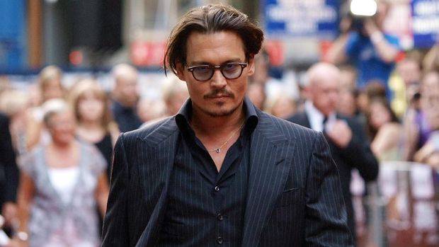 Amber Heard Akui Pernah Pukul Johnny Depp 