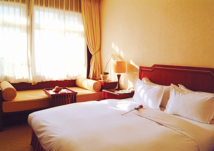 伴櫻花入睡！8間櫻花住宿推薦：奢華系露營、歐洲莊園風，一踏出房門就能將櫻花擁入懷