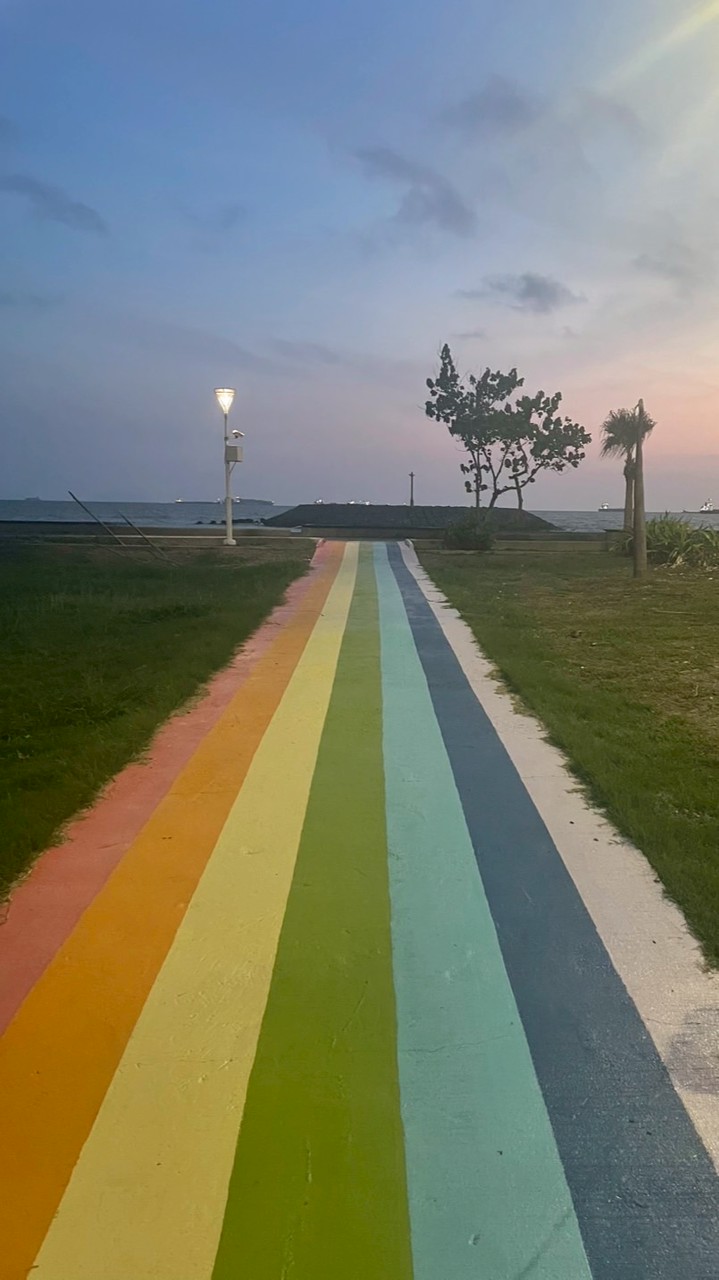 🌈妳愛上那個她🌈禁止男生/女同/Les/生活/談心/宅女/旅遊/登山/露營/聚餐/寵物/友善聊天群