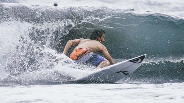 新世代破浪之力 QUIKSILVER 旗下的衝浪少年