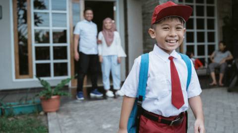 Kapan Anak Bisa Berangkat Sekolah Sendiri