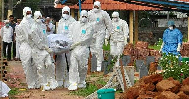 一線醫揭內幕！「湖北康復人數破萬」　曝病況比新病人慘