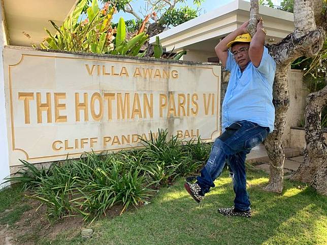 Hotman Paris Hutapea Sempat Tertawakan Ide Nadiem Makarim Dirikan Gojek Hotman Paris Hutapea Sempat Tertawakan Ide Nadiem Makarim Dirikan Gojek