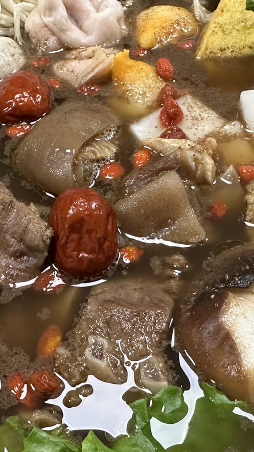 花蓮-林媽媽私房菜（羊肉爐、麻油雞、紅燒牛肉、紅燒蜂巢牛肚、芒果青）全省超商取貨付款