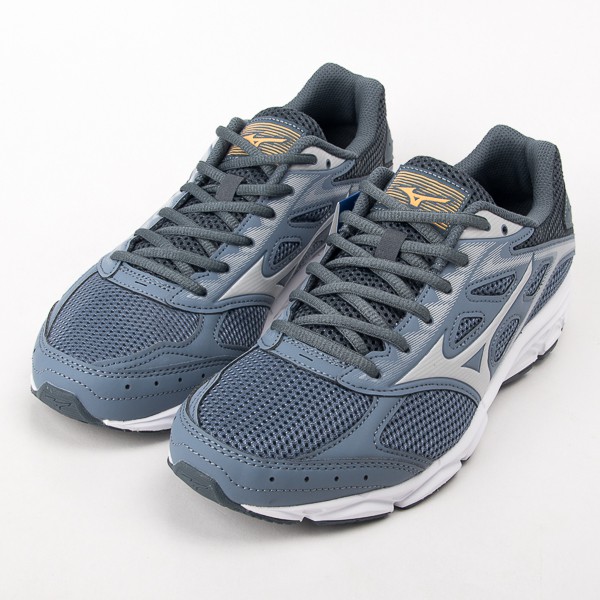 #Mizuno #現貨 SPARK 4 ㄧ般型男款慢跑鞋本賣場全部都是台灣店舖商品100%保證真品正品原廠公司貨,都有全新原廠包裝盒子或袋子的請放心購買! 隨時都上架最新款式的! 請把我加到的關注哦!