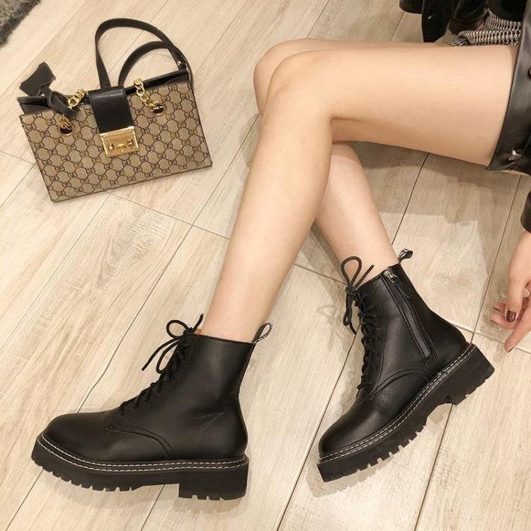 現貨 達芙妮楊冪同款馬丁靴女英倫2020新款潮ins瘦瘦靴平底顯腳小短靴 【新年禮品】