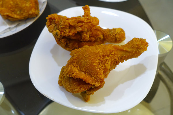 萬華好吃炸雞-波斯頓美式脆皮炸雞萬華店，現點現炸美式炸雞，萬華美式炸雞外送(附波斯頓美式脆皮炸雞菜單)
