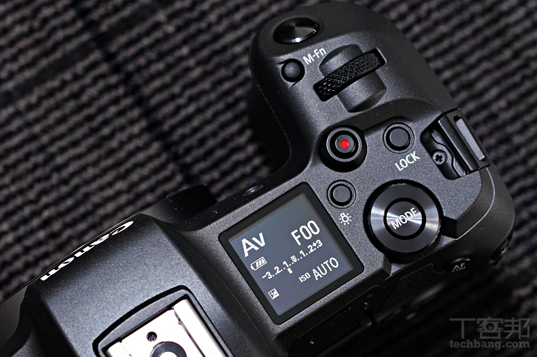 未上市搶先測！全幅無反 Canon EOS R 動手玩／實機操作體驗
