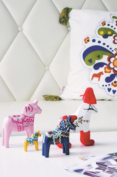 北歐斯德哥爾摩的繽紛居家-客廳