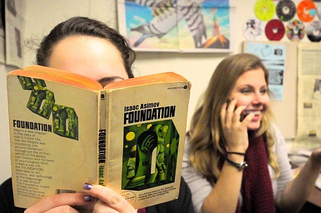 Sebagai Introvert, 10 Hal Ini Pasti Tak Sadar Kamu Lakukan!