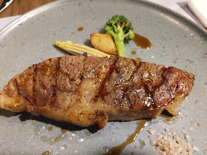 Nokia 8.1 加上蔡司認證的雙主鏡頭拍照更進化、續航力表現出色