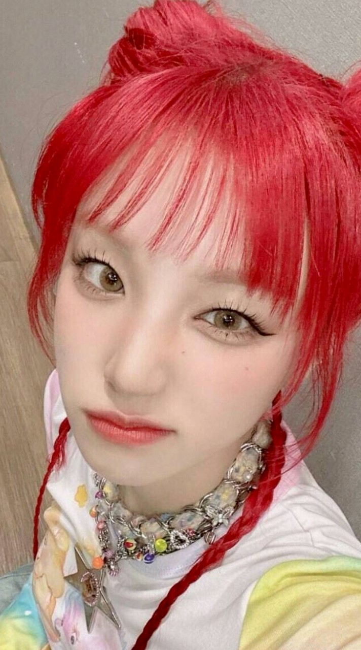 Vivian 俞(๑•̀ㅁ•́ฅ) 粉絲聊天室