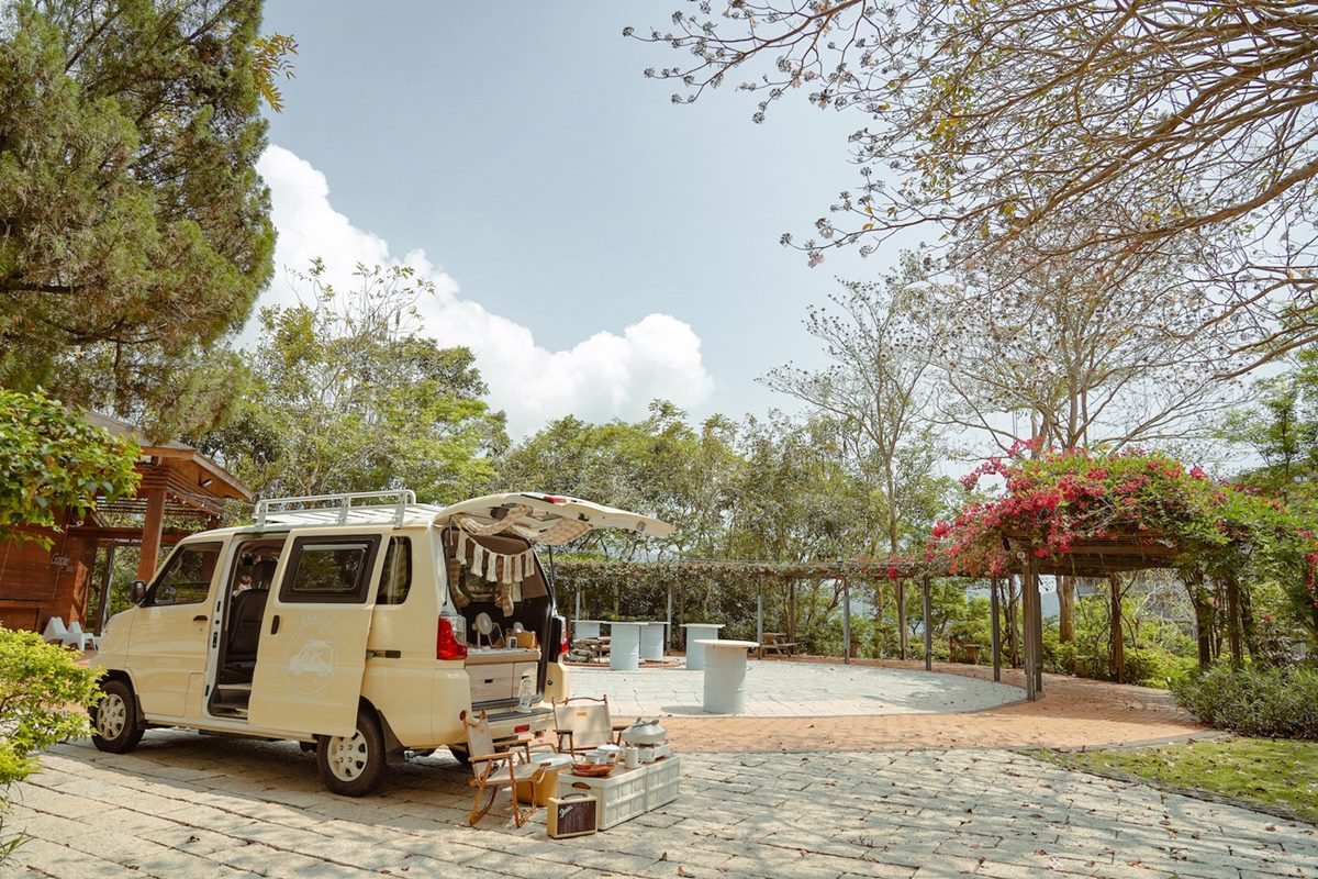 一次住２種體驗！４家豪華露營車、飯店買１晚送１晚，早餐到宵夜免費吃４餐