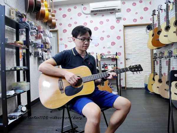 基隆吉他教學【侑霖吉他工作室】#吉他教學 #免費吉他課 #免費試聽 #一對一教學 #基隆火車站 (4).JPG