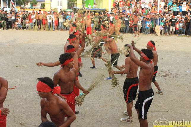 7 Tradisi Unik Sambut Hari Lebaran di Indonesia
