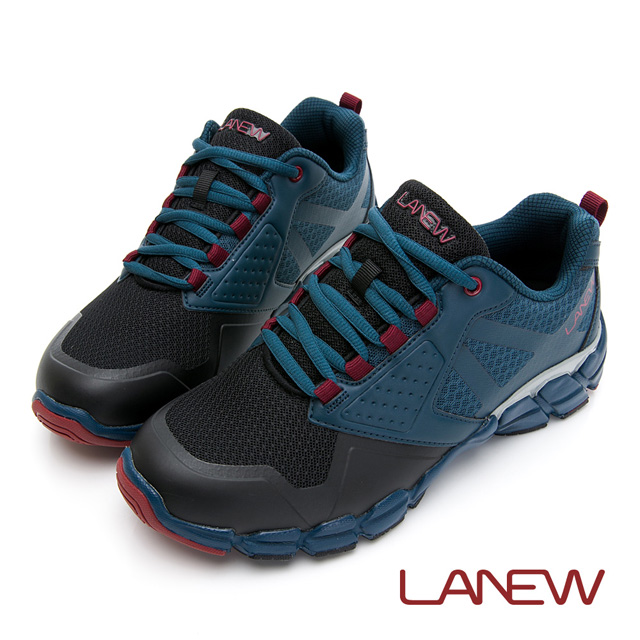 《只有一天★限時狂降》開始﹕０８﹧１７(星期一)１０：００ 結束﹕０８﹧１８(星期二)１０：００原價＄２６８０．限時價＄９９９超彈Q Lite鞋墊，吸震、減壓、輕薄兼具Q彈的腳感內裡採防黴抑菌布設計，