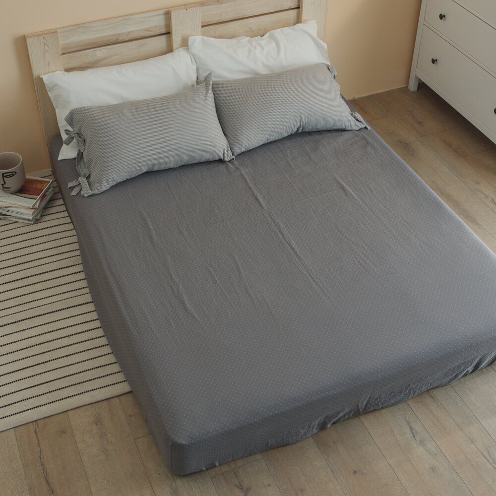 ‧內歛的妳簡約而幸福的選擇 ‧還妳真自由新混搭哲學 ‧雙層紗布交織、透氣耐洗 ‧專櫃車工