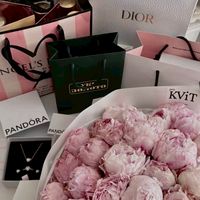 พร้อมส่ง/พรีออเดอร์ ของแบรนด์แท้🛍️ สด/ผ่อน By:Cnnshop