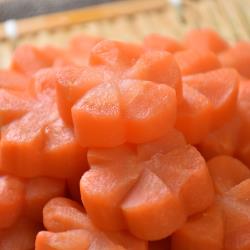優質良品FM 冷凍造型胡蘿蔔(250g/包)