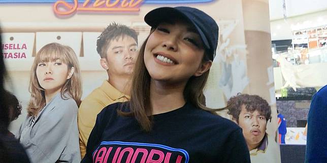 Lirik Dan Chord Lagu Cara Lupakanmu Lagu Hit Dari Gisel Kompas Com Line Today