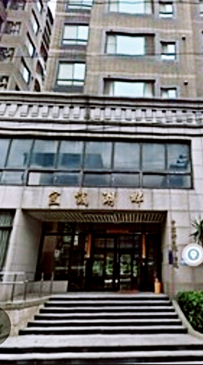 宜誠湖畔大家庭