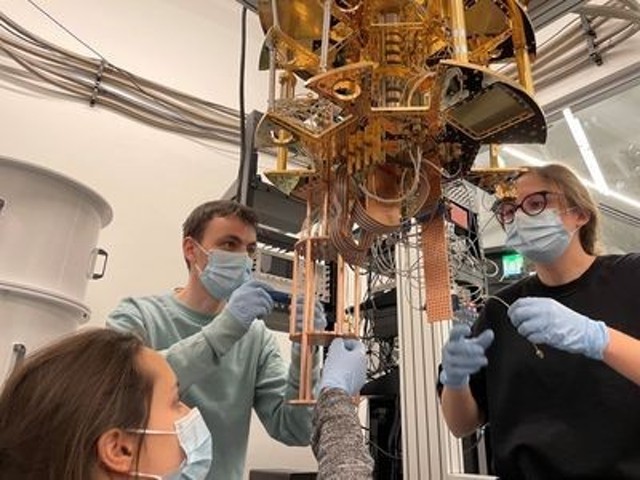 「量子コンピューター」商機探る総合商社、それぞれの戦略（ニュースイッチ（日刊工業新聞））