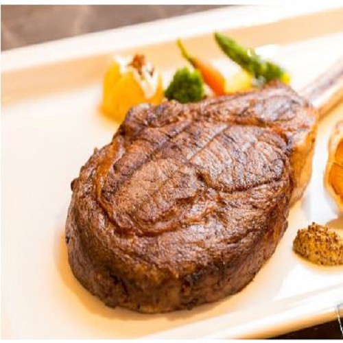 【愛票網】金典酒店 平日蘿拉牛排館 12F /不分平假日使用須補200元 1張 [台中]