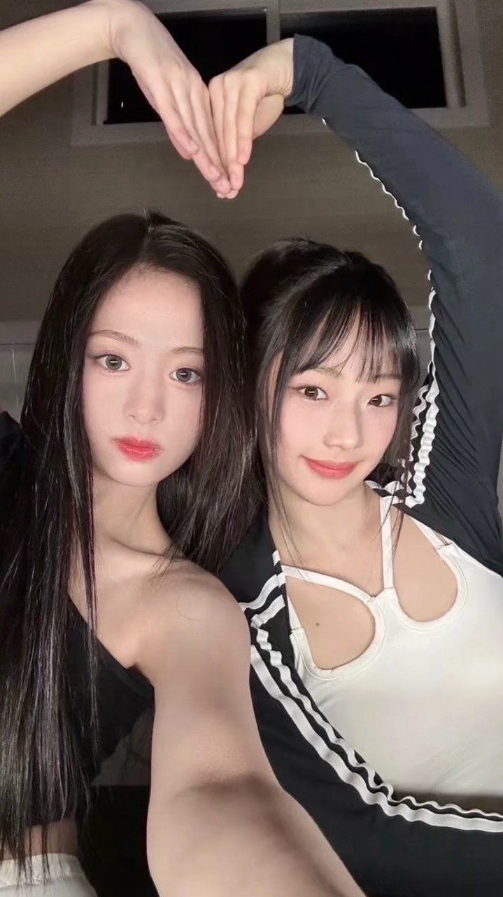 𝑽𝑬𝑵𝑨翻唱團