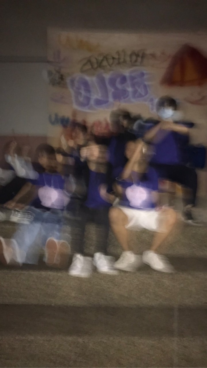 哈嘍 甲中滑嗎