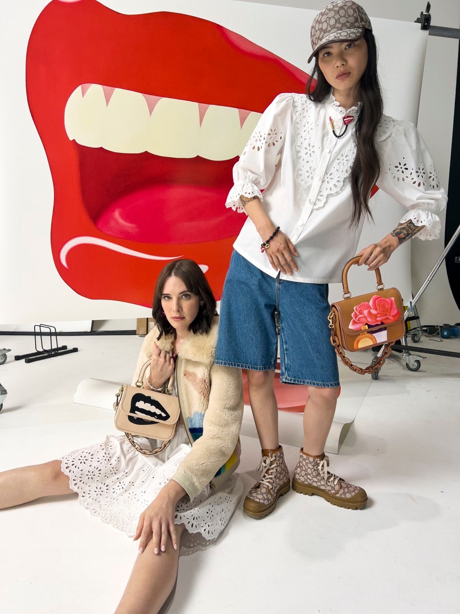 コーチ」×トム・ウェッセルマンが発売 アメリカン・ポップアート