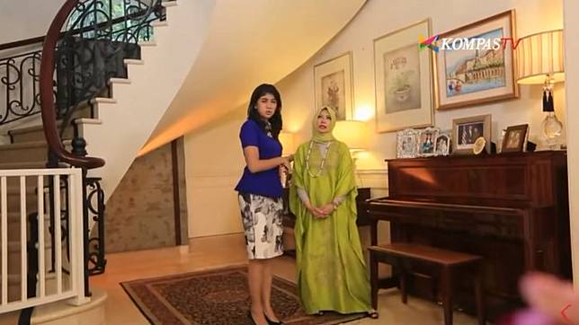 Rumah Sandiaga Uno (Youtube)   Artikel ini telah tayang di tribunnewsbogor.com dengan judul Punya Harta Triliunan Hingga Disebut Beri Mahar Rp 500 M, Begini Tampilan Rumah Mewah Sandiaga Uno, http://bogor.tribunnews.com/2018/08/12/punya-harta-triliunan-hingga-disebut-beri-mahar-rp-500-m-begini-tampilan-rumah-mewah-sandiaga-uno?page=all&_ga=2.47650535.1592929997.1534038163-727310443.1504354081. Penulis: Sanjaya Ardhi	 Editor: Yuyun Hikmatul Uyun