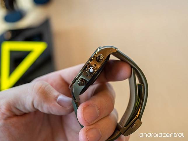 montblanc summit 2 lte