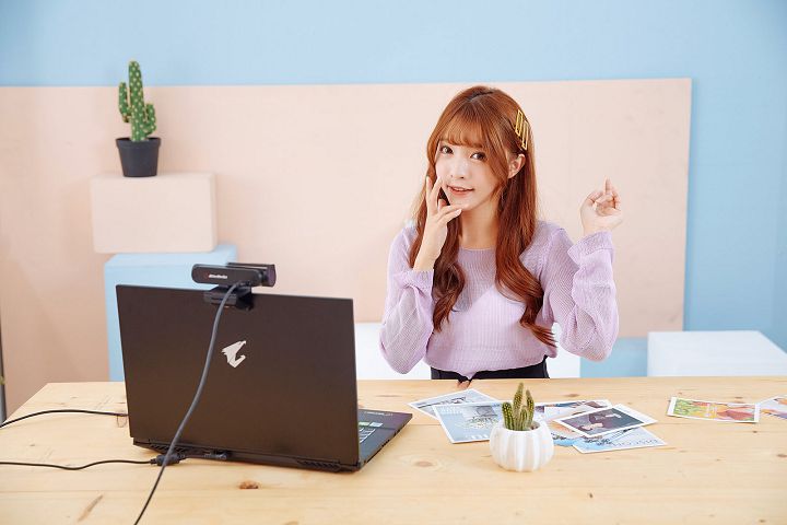 圓剛 Live Streamer CAM 513 (PW513) 評測：突破固定鏡頭限制，用 AI 追蹤實現最佳攝影