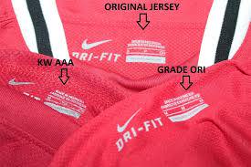 7 Tips Memilih Jersey untuk Kalian yang Gila Bola