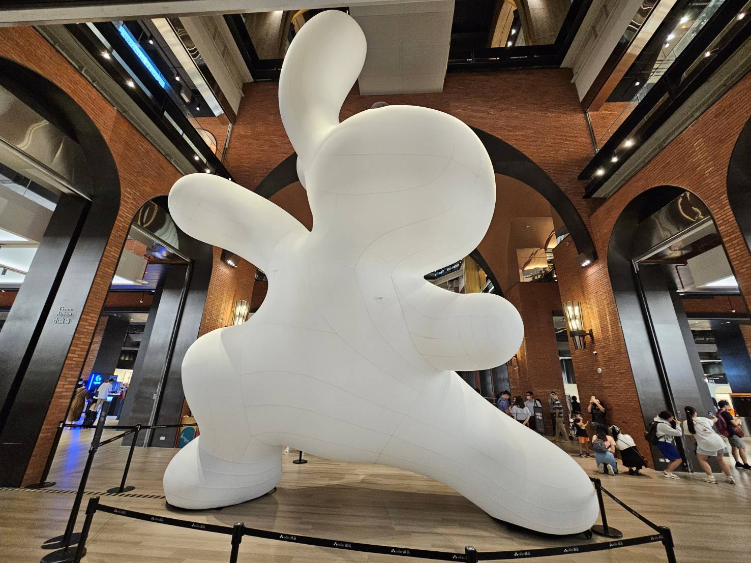 超萌「太極尼尼」是拜訪「新店裕隆城」定要打卡拍照的熱點（圖片提供/Lisa Wang）