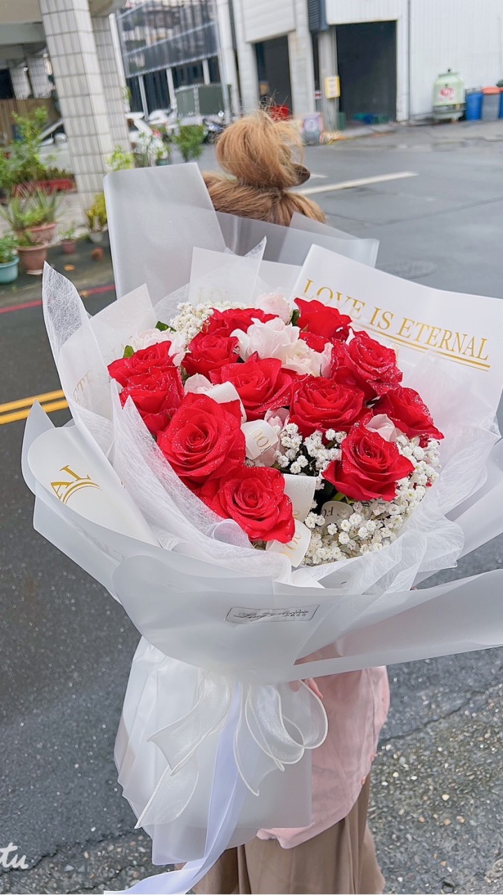 全台花藝設計交流💖花藝設計🔍鮮花🔍日本不凋花🔍永生花🔍乾燥花🎀花研所💞婚研所🪴植癒系😊最有溫度的花坊