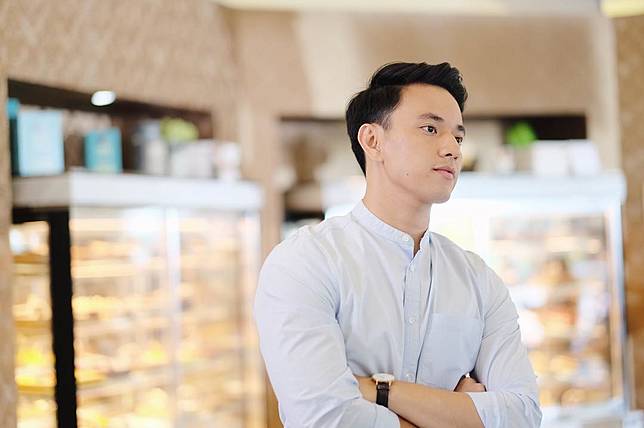5 Aktor Indonesia Paling Tampan versi Cewek Korea