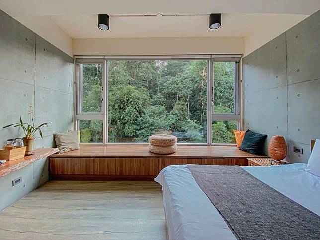 ▲在房裡就儘管打赤腳感受木頭溫度吧（圖/ IG @zi_shan8124）