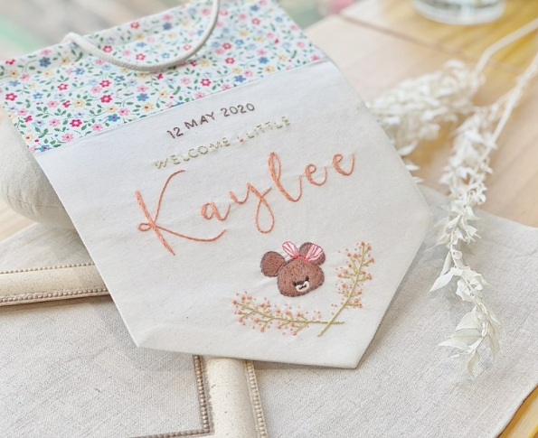 周歲布置：寶寶名字掛旗