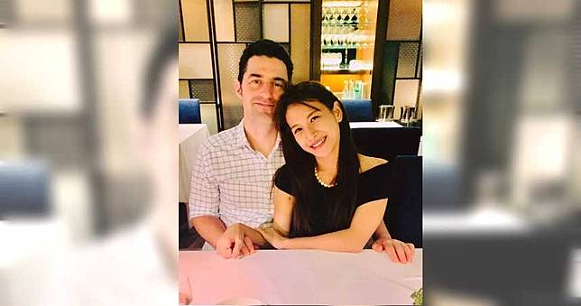 艾莉絲超市與尪起口角！冷淡離去後…「一個濾鏡」原諒老公