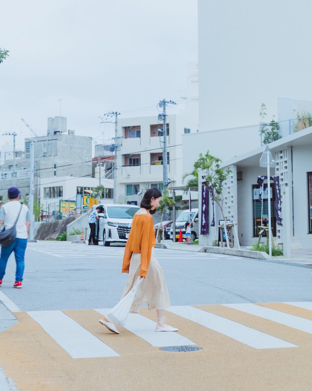 MEIERQ+單邊打褶排釦傘百裙