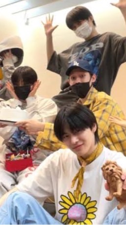 Trainee A推してる人〜！