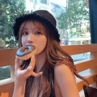 美女の写真を見てトークしましょう♪