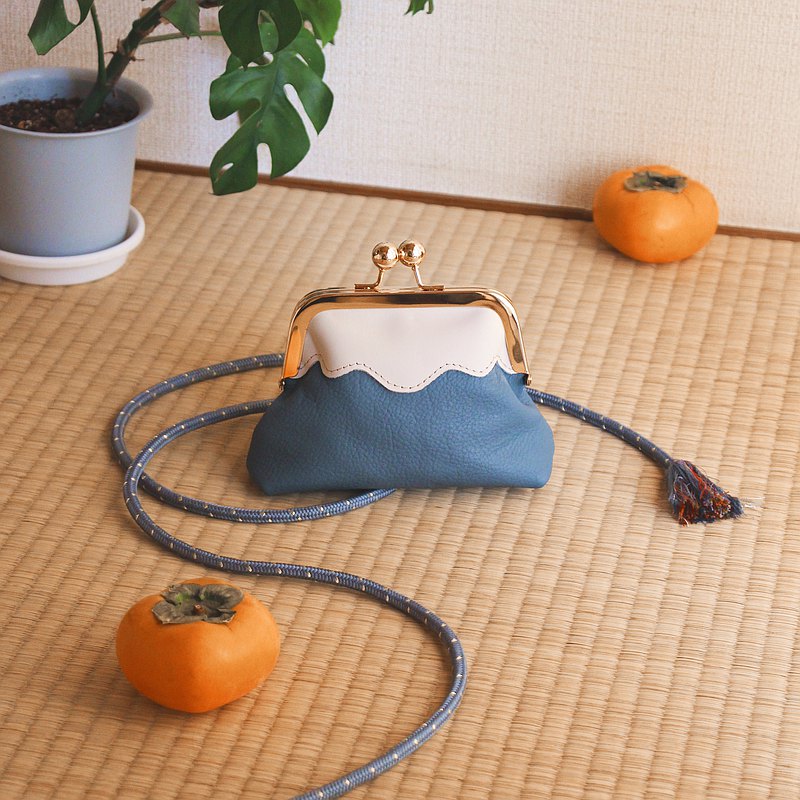 富士山小包/ 真皮/ 隨身小廢包 側背小包 化妝包 口金包 鍊條包