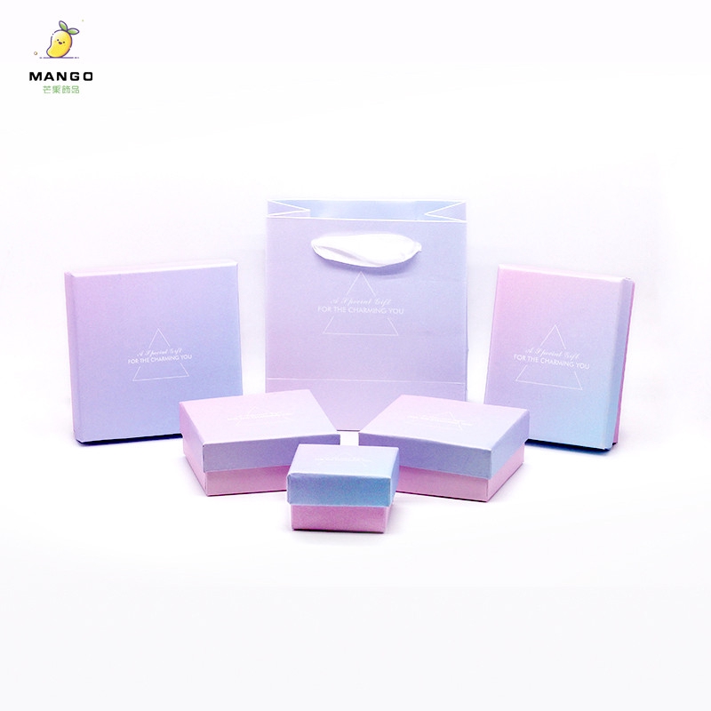 【滿額免運】熱銷現貨首飾盒粉藍戒指盒珠光少女簡約風首飾包裝盒 漸變耳環釘手镯項鏈吊墜小號禮品盒子 現貨批發價T752