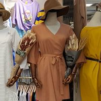 ตลาดเสื้อผ้าแฟชั่น