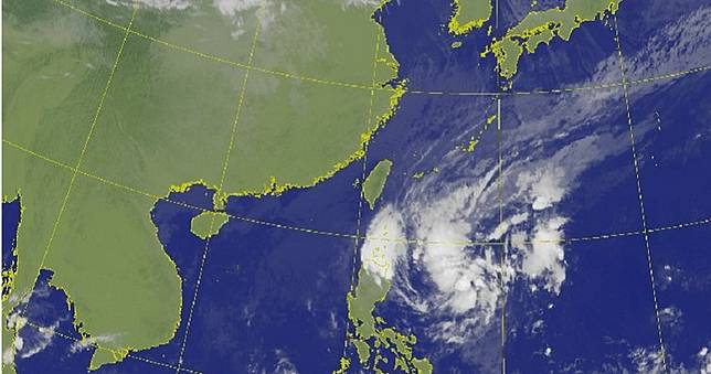 鳳凰颱風生成！水氣擾台路徑曝　迎風面「2地區」防大雨